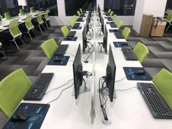 免押出租 電競機、辦公電腦與投影儀等辦公設備的便捷租賃方案
